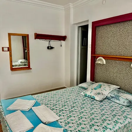Rose Guest house 3*